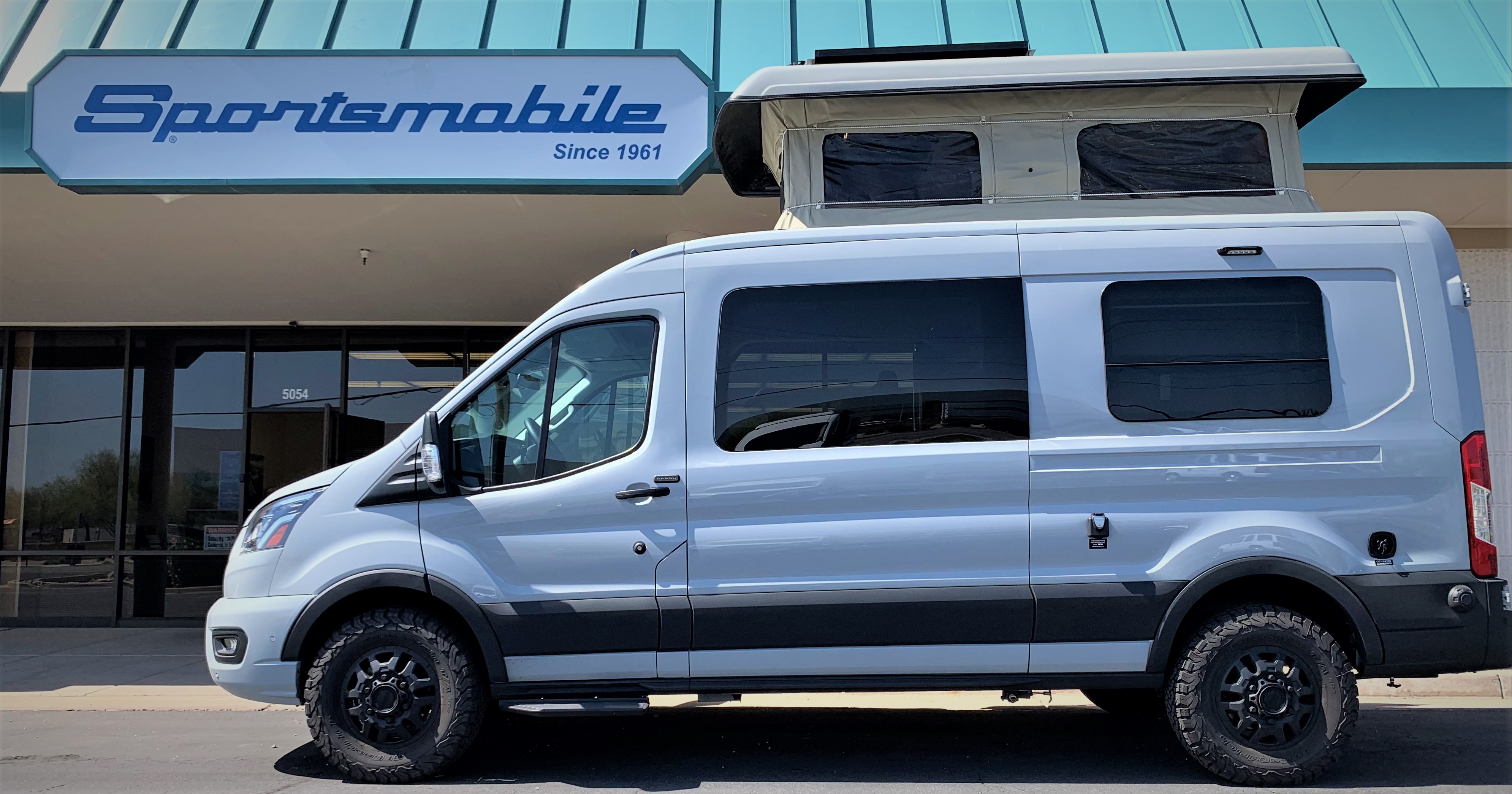 Ford Transit Mid Roof Penthouse Top